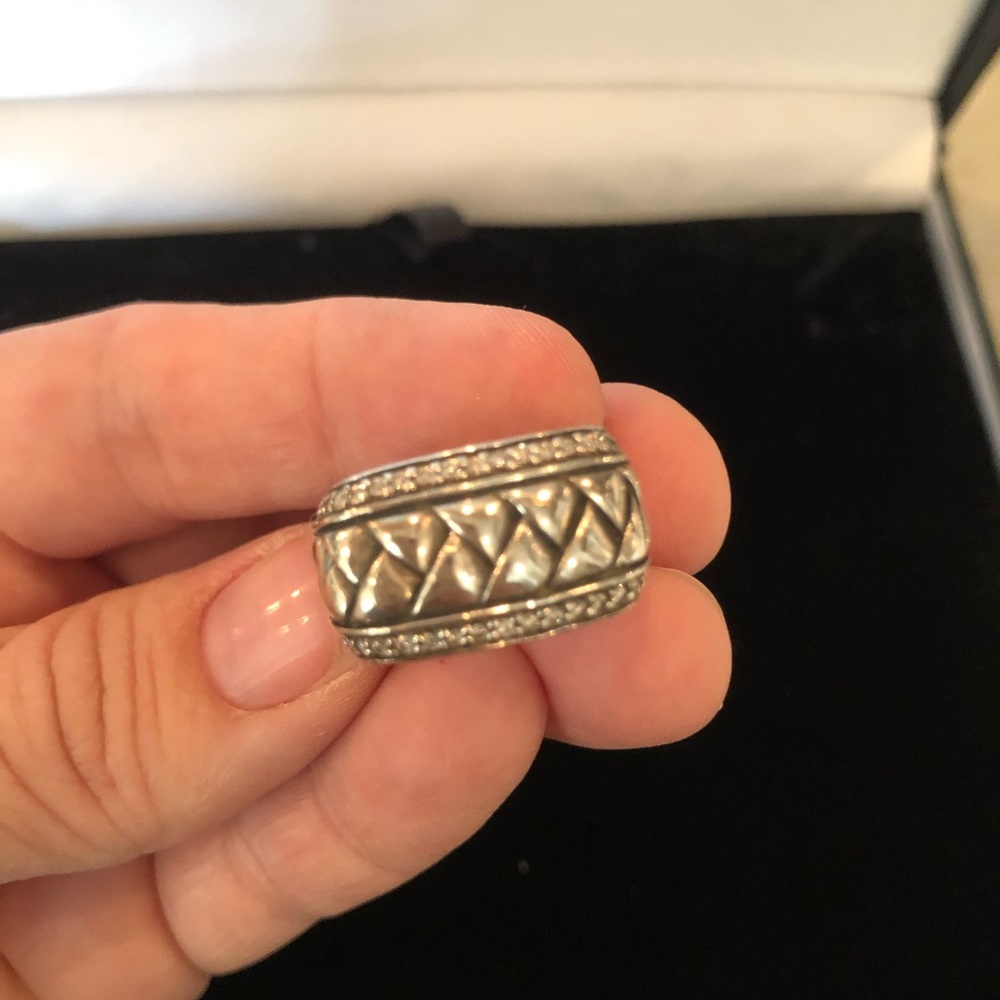 Stunning like new Scott Kay basketweave ring